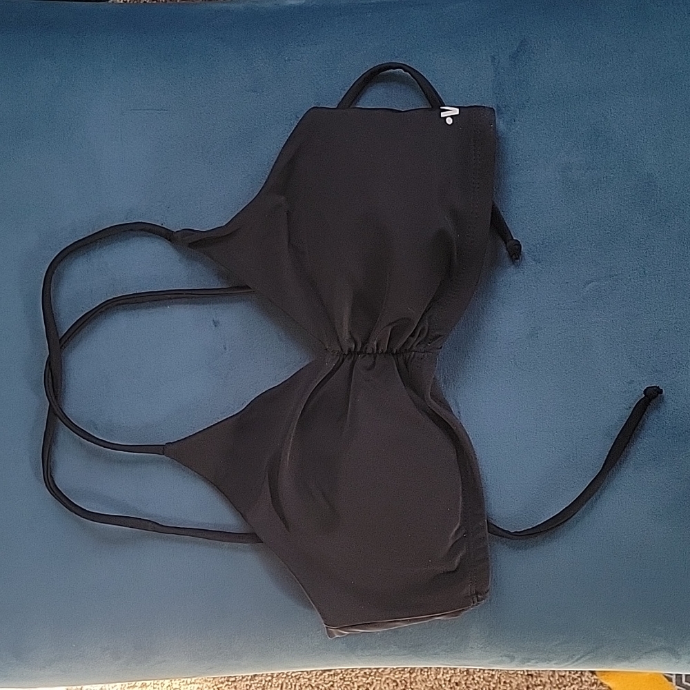 Black Sports Bra